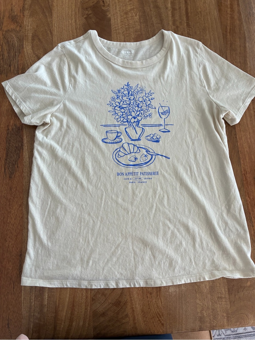 Old Navy Cream Short Sleeve Tee with Blue Café Graphic